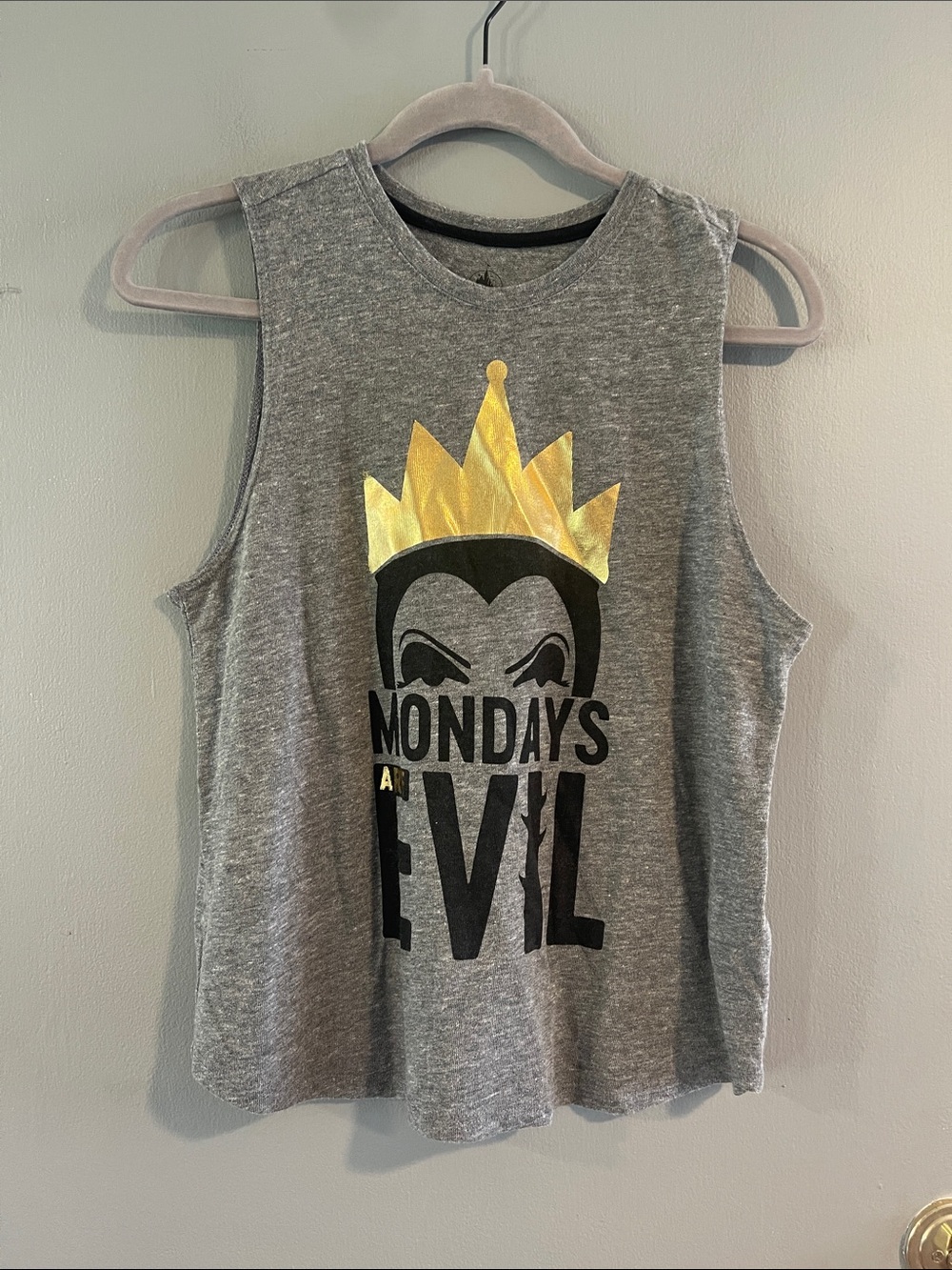 Disney "Mondays are Evil" Heathered Tank Size M